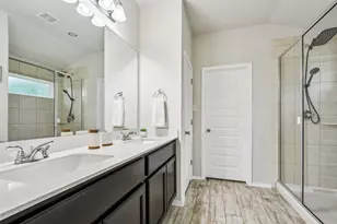 1909 Omaha Dr, Lago Vista, TX 78645 - Photo 16