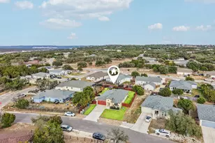 1909 Omaha Dr, Lago Vista, TX 78645 - Photo 40