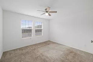 705 Bluejack Wy, Hutto, TX 78634 - Photo 4