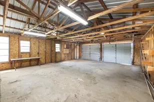 1229 State Hwy 304 Hwy, Gonzales, TX 78629 - Photo 28