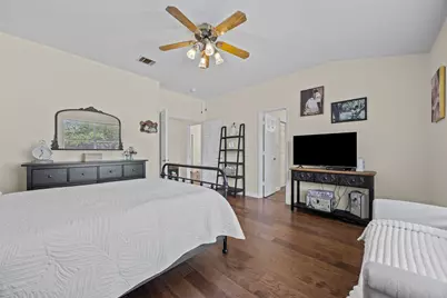 1109 Chardonnay Crossing, Leander, TX 78641 - Photo 16