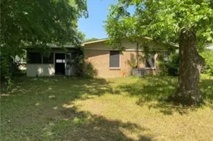 203 W Odell Street W, Austin, TX 78752 - Photo 2