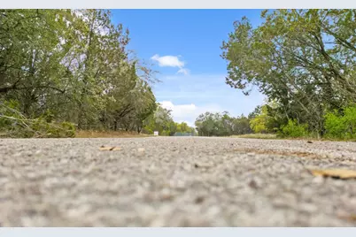 6711 Bar K Clubhouse Court, Lago Vista, TX 78645 - Photo 16