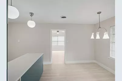 3206 Goodwin Avenue, Austin, TX 78702 - Photo 14