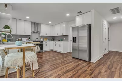 8921 Corran Ferry Drive, Austin, TX 78749 - Photo 14