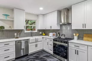8921 Corran Ferry Dr, Austin, TX 78749 - Photo 16