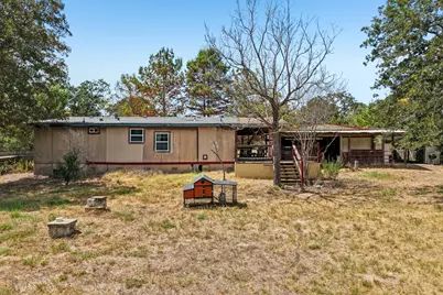 664 Hidden Oaks Drive, Elgin, TX 78621 - Photo 12