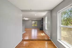 210 Highcrest Dr, Granite Shoals, TX 78654 - Photo 8