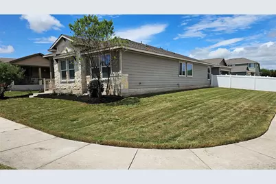 1532 Portchester Castle Path, Pflugerville, TX 78660 - Photo 2
