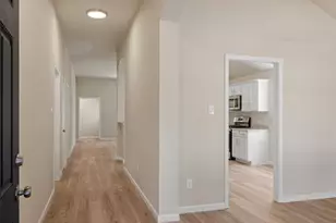 310 Spring Dr, Kyle, TX 78640 - Photo 4