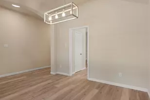 310 Spring Dr, Kyle, TX 78640 - Photo 10