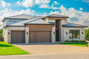 105 Manciano, Horseshoe Bay, TX 78657 - Photo 2