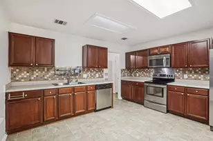 7658 Marble Ridge Dr, Austin, TX 78747 - Photo 14