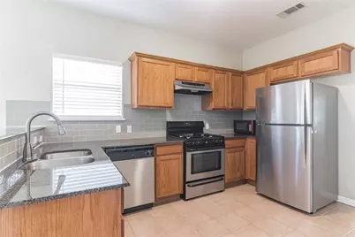 5625 Signal Point, Austin, TX 78724 - Photo 6