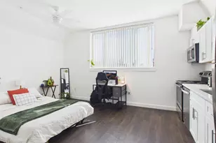 1010 W 26th St, Austin, TX 78705 - Photo 2