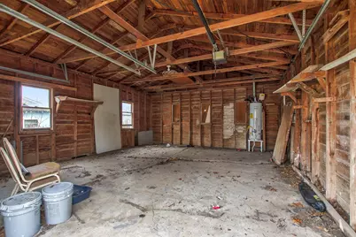 921 W 5th Street, Taylor, TX 76574 - Photo 20