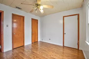921 W 5th St, Taylor, TX 76574 - Photo 18