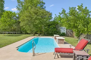 205 Morningside Cir, Hutto, TX 78634 - Photo 34