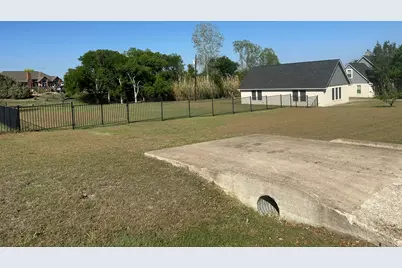 205 Morningside Circle, Hutto, TX 78634 - Photo 6