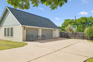 205 Morningside Cir, Hutto, TX 78634 - Photo 36