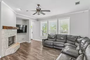 205 Morningside Cir, Hutto, TX 78634 - Photo 6