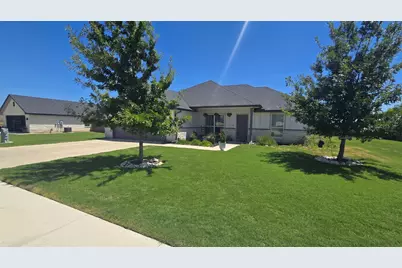 129 Elmer Avenue, Burnet, TX 78611 - Photo 2