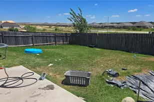 129 Elmer Ave, Burnet, TX 78611 - Photo 12