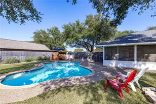 104 Highview Rd, Georgetown, TX 78628 - Photo 1