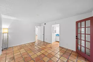 10 Townhouse Cir, Wimberley, TX 78676 - Photo 22