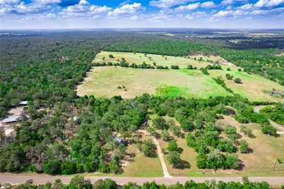 499 Hidden Oaks Drive, Elgin, TX 78621 - Photo 36