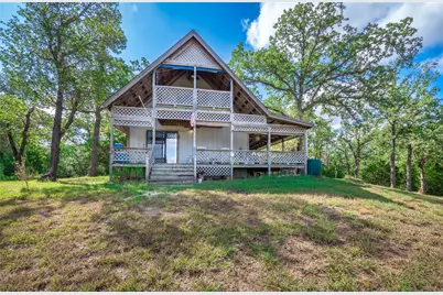 499 Hidden Oaks Drive, Elgin, TX 78621 - Photo 4