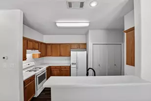 2831 Southampton Way, Round Rock, TX 78664 - Photo 12