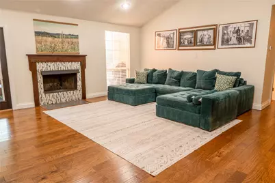 2107 Emerald Isle Drive, Leander, TX 78641 - Photo 6