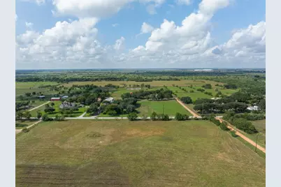 1713 Woody Lane, Sealy, TX 77474 - Photo 22