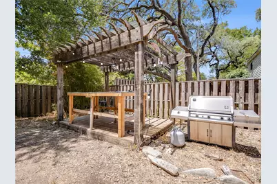 2304 Longview Street, Austin, TX 78705 - Photo 20
