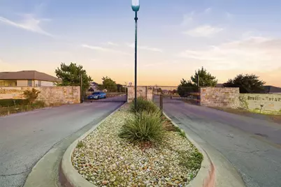 7758 Newman Boulevard, Kyle, TX 78640 - Photo 18