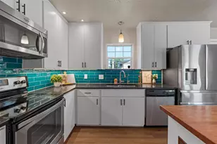 8601 Putnam Dr, Austin, TX 78757 - Photo 2