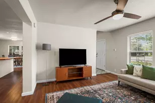 8601 Putnam Dr, Austin, TX 78757 - Photo 14