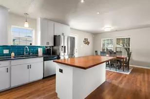 8601 Putnam Dr, Austin, TX 78757 - Photo 6