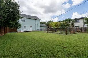 8601 Putnam Dr, Austin, TX 78757 - Photo 24