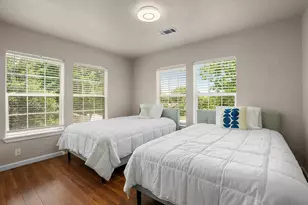 8601 Putnam Dr, Austin, TX 78757 - Photo 20