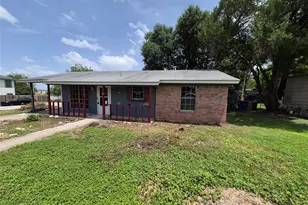 5701 Glen Meadow Dr, Austin, TX 78745 - Photo 2