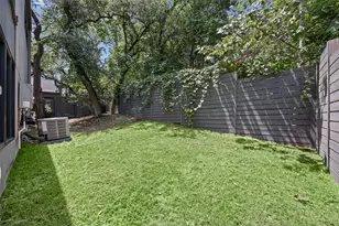 809 Mariposa Dr, Austin, TX 78704 - Photo 20