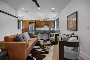 809 Mariposa Dr, Austin, TX 78704 - Photo 2