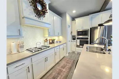 242 Freeman Loop Freeman Loop, Liberty Hill, TX 78642 - Photo 8