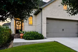 242 Freeman Loop Freeman Loop, Liberty Hill, TX 78642 - Photo 2