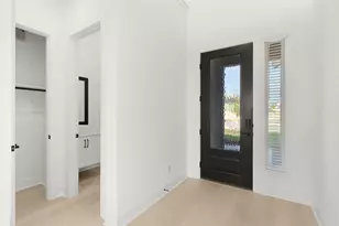 108 Slater Ct, Liberty Hill, TX 78642 - Photo 4