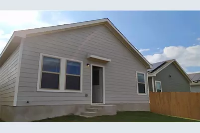 7400 Tonka Lane, Austin, TX 78744 - Photo 16