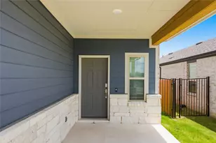 121 Groveland Dr, Liberty Hill, TX 78642 - Photo 2