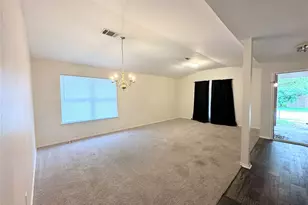 12929 Waynespur Ln, Elgin, TX 78621 - Photo 4